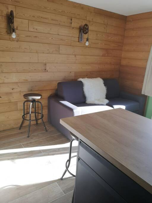 Appartement Au Pied Des Pistes Avec Parking Entierement Renove à Huez Extérieur photo