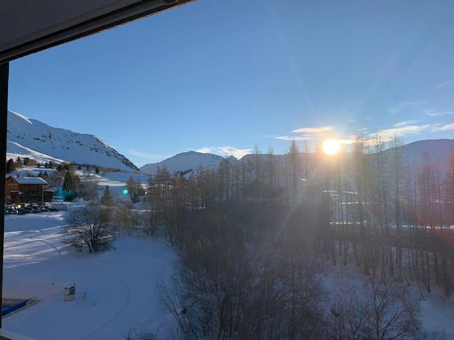Appartement Au Pied Des Pistes Avec Parking Entierement Renove à Huez Extérieur photo