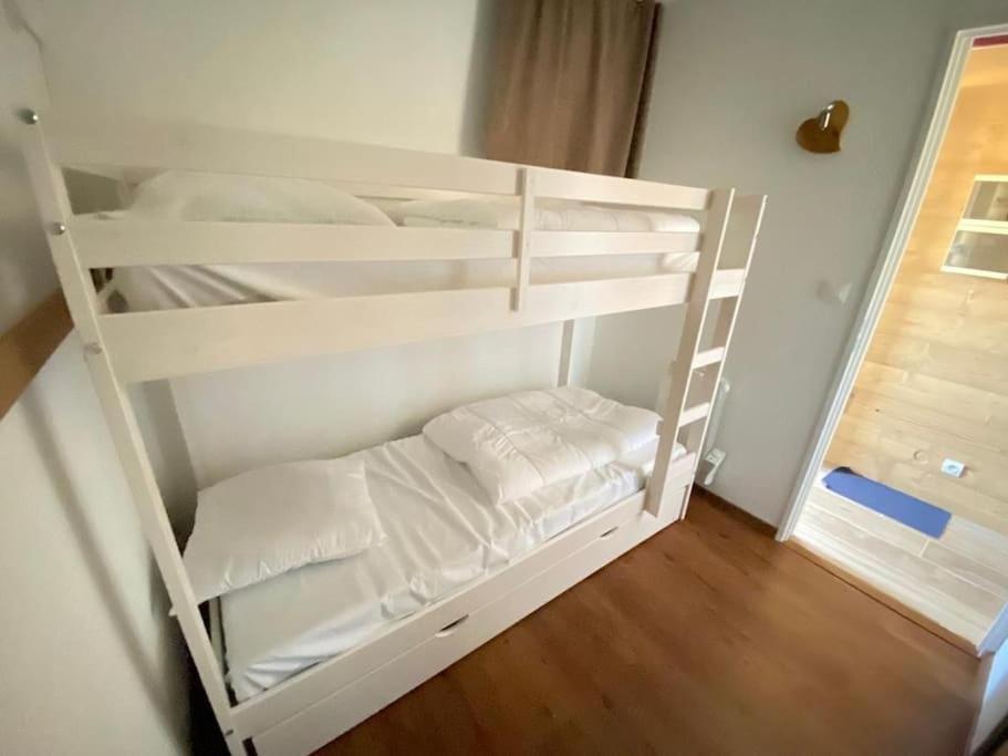 Appartement Au Pied Des Pistes Avec Parking Entierement Renove à Huez Extérieur photo